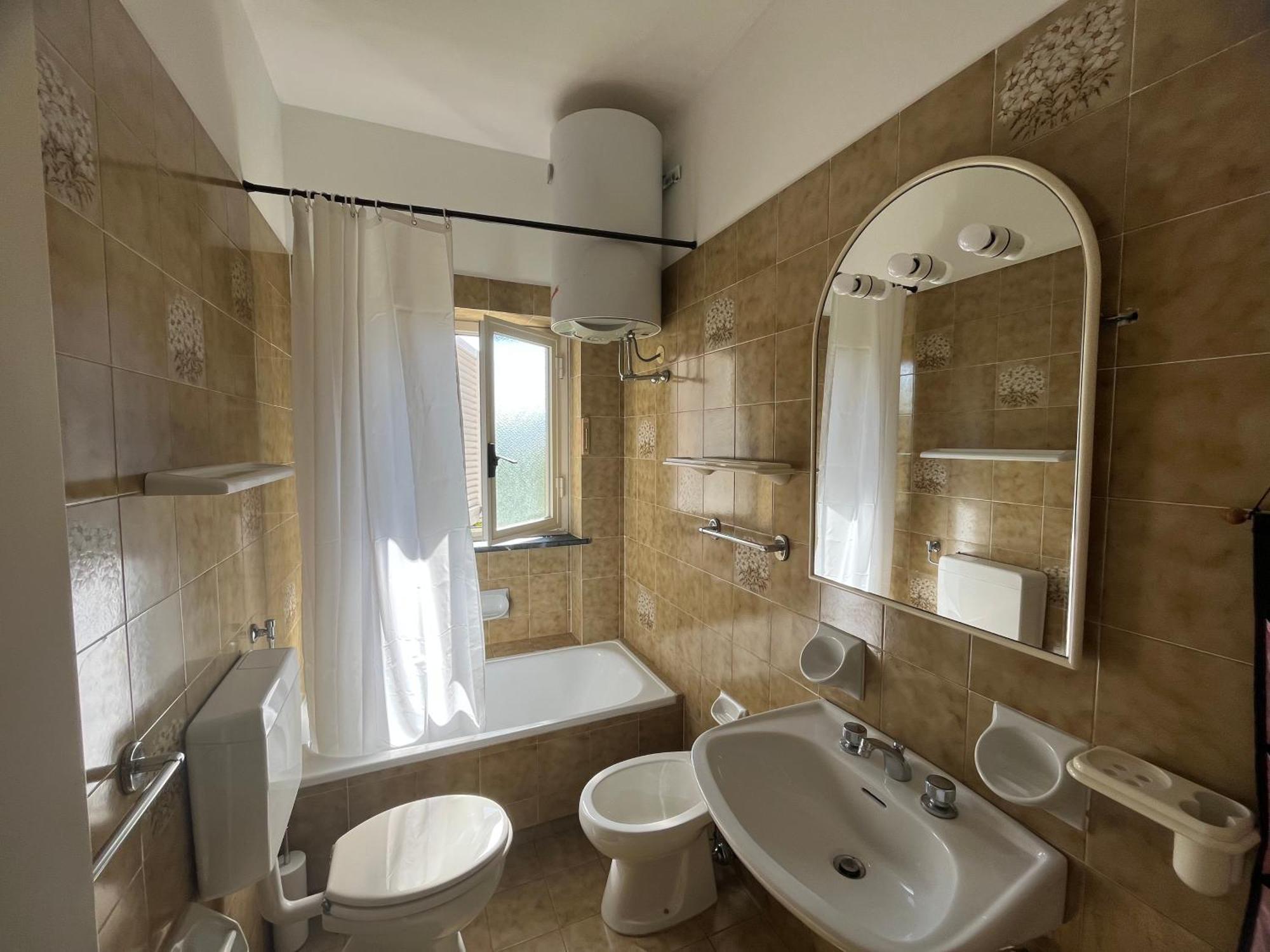 Luminoso Appartamento Con Ampia Terrazza San Bartolomeo Al Mare Exterior foto